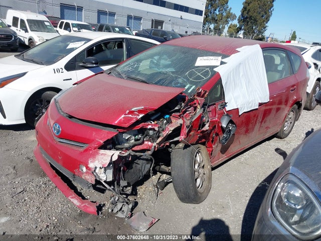 Toyota Prius V Two/three/five 2014 JTDZN3EU1E3300996 Image 2
