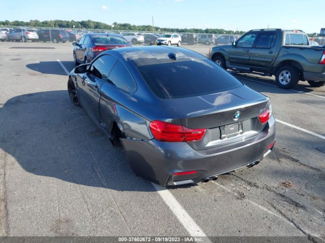 2017 BMW M4 WBS3R9C56HK709023 Photo 2