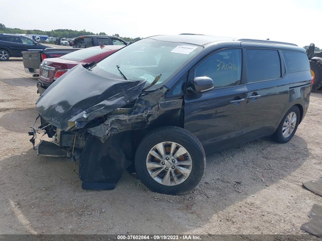 KIA SEDONA LX 2015 KNDMB5C1XF6069460 Image 2