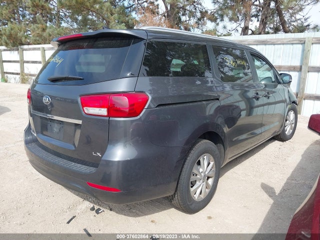 KIA SEDONA LX 2015 KNDMB5C1XF6069460 Image 4