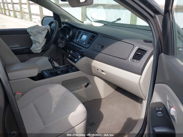 KIA SEDONA LX 2015 KNDMB5C1XF6069460 Image 5
