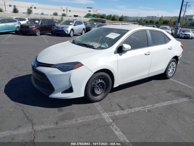 5YFBURHE1JP767350 Toyota COROLLA LE