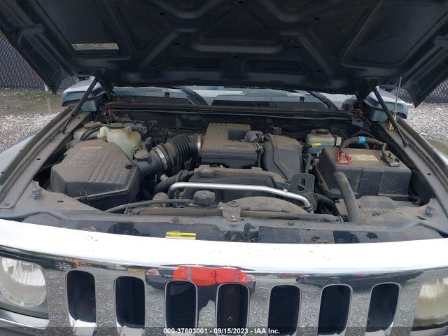 2006 HUMMER H3 VIN: 5GTDN136568192110