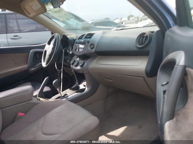 2006 TOYOTA RAV4 BASE VIN: JTMZD33V766000829