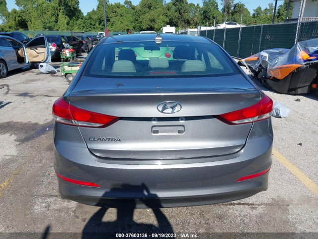 Hyundai ELANTRA SEL 2018 5NPD84LF3JH327739 Image 16