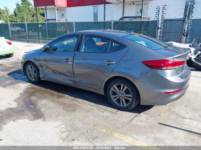 Hyundai ELANTRA SEL 2018 5NPD84LF3JH327739 Image 3