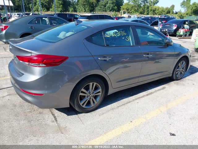 Hyundai ELANTRA SEL 2018 5NPD84LF3JH327739 Image 4