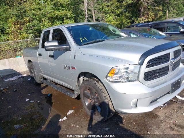 RAM 1500 Express 2016 1C6RR7FT7GS123212 головне зображення