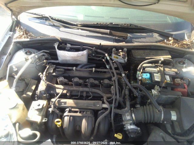 2010 FORD FOCUS SE VIN: 1FAHP3FN0AW206989