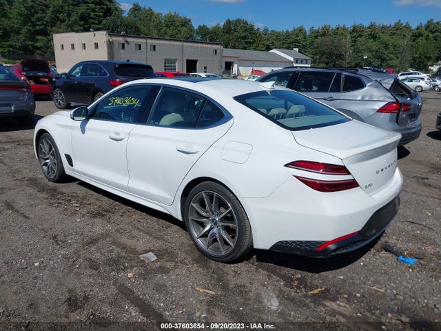 Genesis G70 2.0T 2022 KMTG34TA6NU103409 Image 3