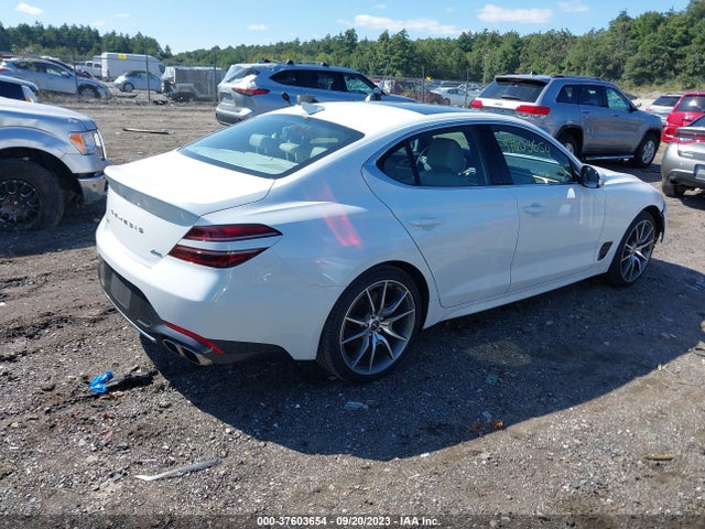Genesis G70 2.0T 2022 KMTG34TA6NU103409 Image 4