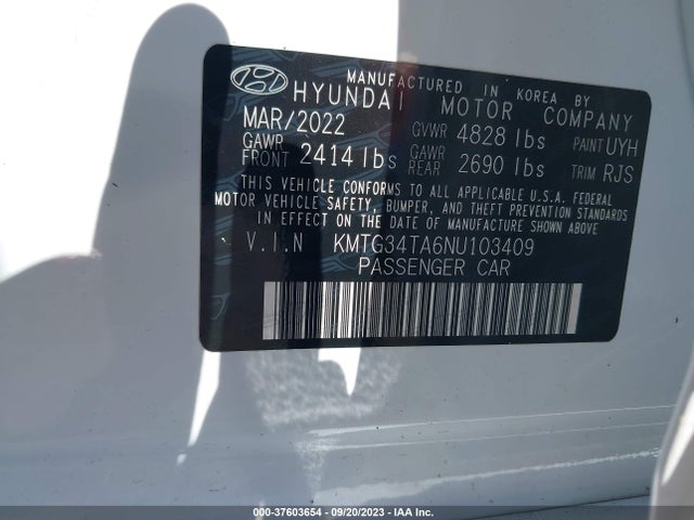 Genesis G70 2.0T 2022 KMTG34TA6NU103409 Image 9