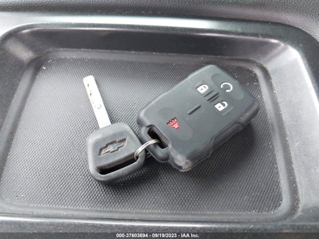 2015 CHEVROLET SILVERADO 1500 LT VIN: 1GCRCREHXFZ169173