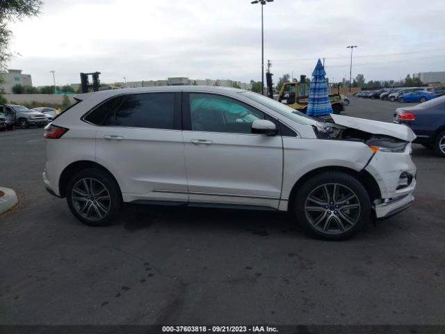 2FMPK3K93KBC49010 Ford Edge Titanium
