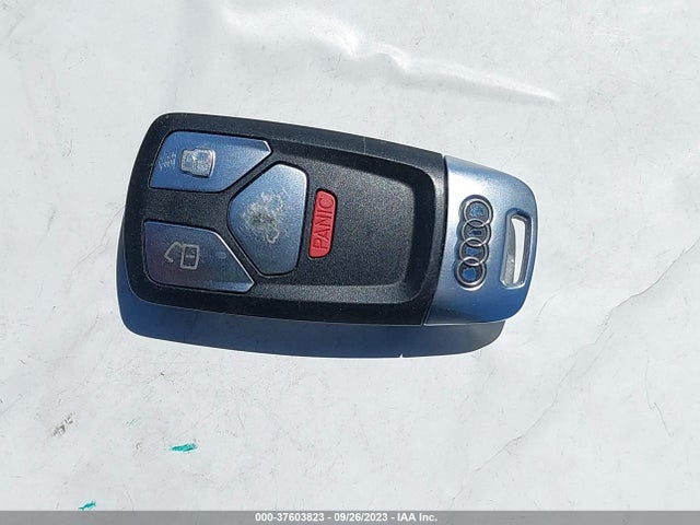WAUGMAF46HN046981 Audi A4 Ultra Premium