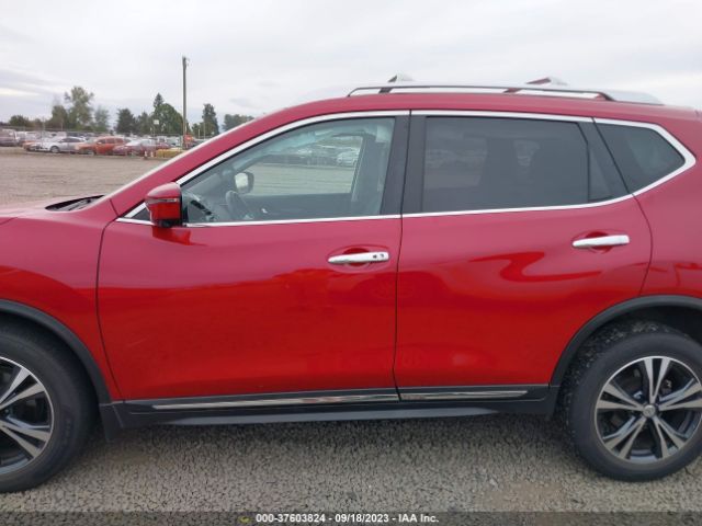 JN8AT2MV9HW266417 Nissan Rogue Sl