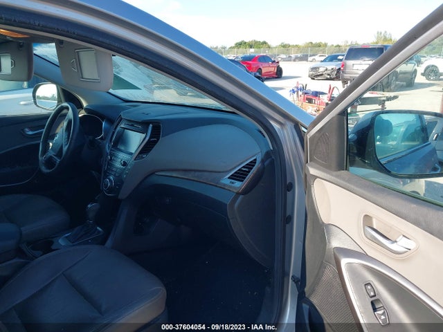 Hyundai Santa Fe Se 2017 KM8SN4HF9HU189757 Image 5