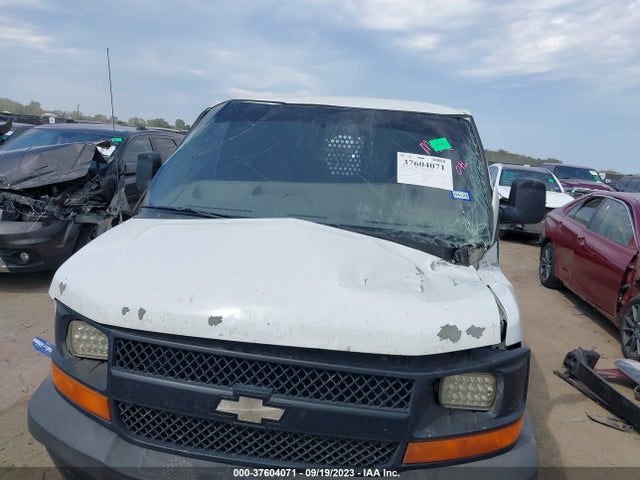 2009 CHEVROLET EXPRESS CARGO VAN VIN: 1GCFG15X191113559