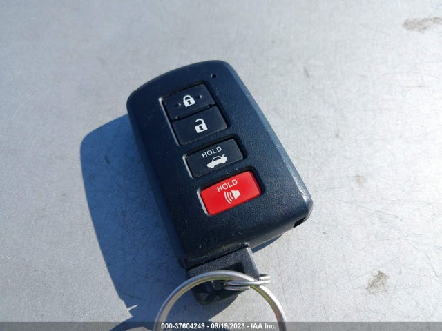 2015 TOYOTA COROLLA VIN: 2T1BURHE9FC270845