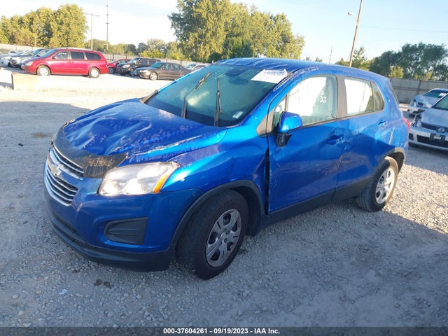 Chevrolet TRAX LS 2016 KL7CJKSB7GB590374 Image 2