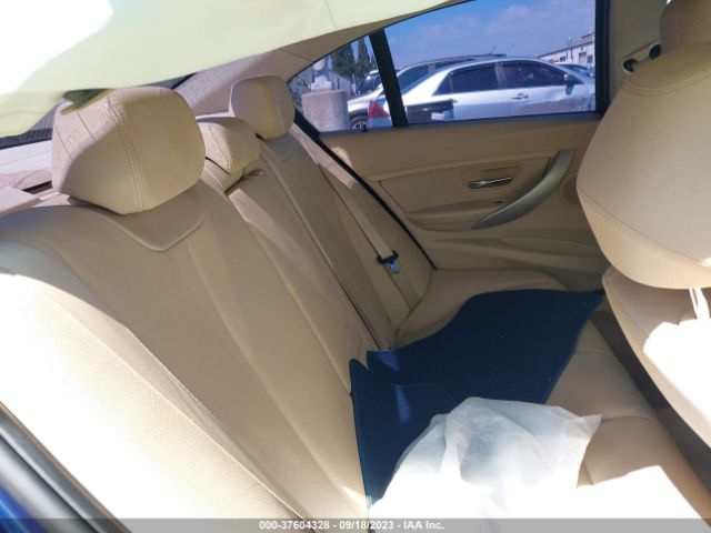 WBA8A9C51GK616622 BMW 3 Series 320i