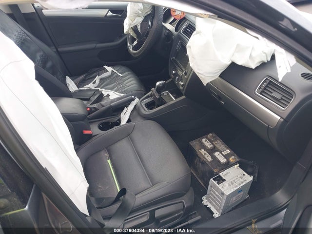 3VWDB7AJ5HM239206 Volkswagen Jetta 1.4t Se