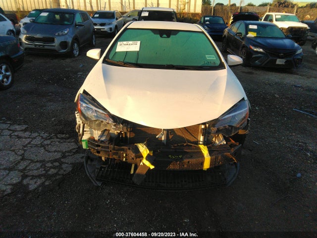 Toyota Corolla Le Eco 2017 5YFBPRHE3HP690482 Image 12