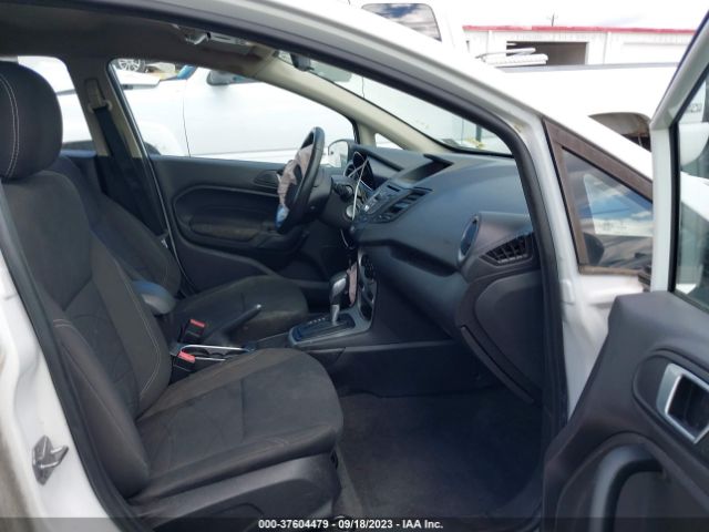 3FADP4EJ1FM120813 Ford FIESTA SE