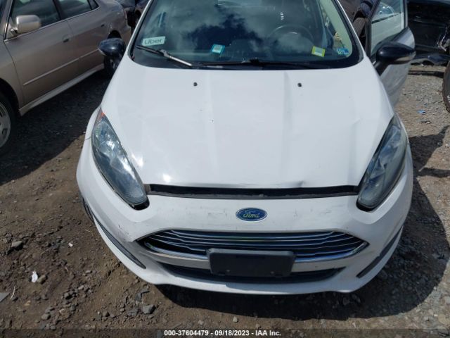 3FADP4EJ1FM120813 Ford FIESTA SE