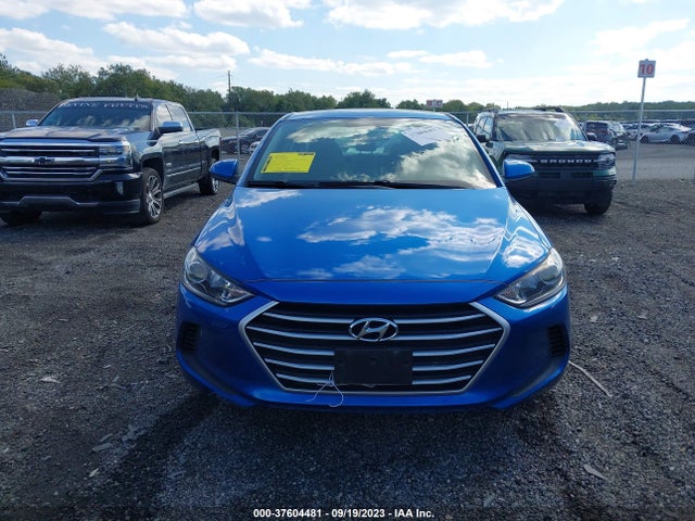 2018 HYUNDAI ELANTRA SE VIN: 5NPD74LF9JH379962