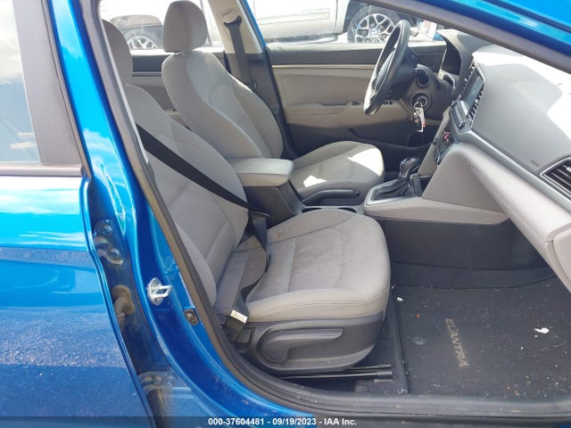 Hyundai ELANTRA SE 2018 5NPD74LF9JH379962 Image 5