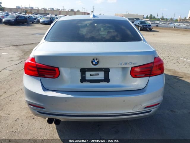 WBA8E1C33HA158920 BMW 3 Series 330e Iperformance