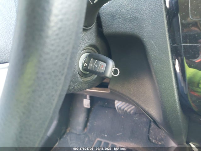 Nissan ROGUE S 2015 KNMAT2MT0FP587845 Image 11