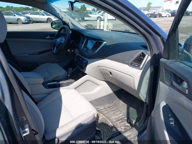 Hyundai TUCSON SEL 2018 KM8J3CA45JU668204 Image 5