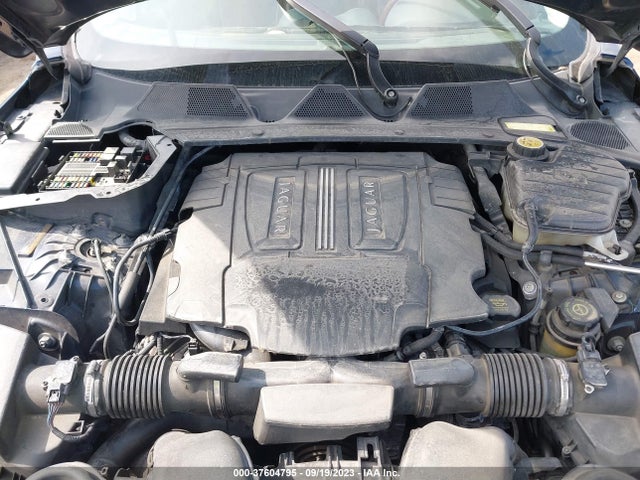 2011 JAGUAR XJ SAJWA1CBXBLV17190 Photo 9