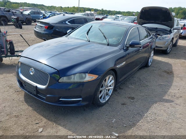 2011 JAGUAR XJ SAJWA1CBXBLV17190 Photo 1