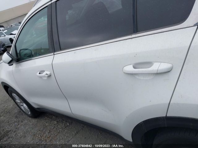 KNDPM3AC7J7459094 KIA Sportage Lx