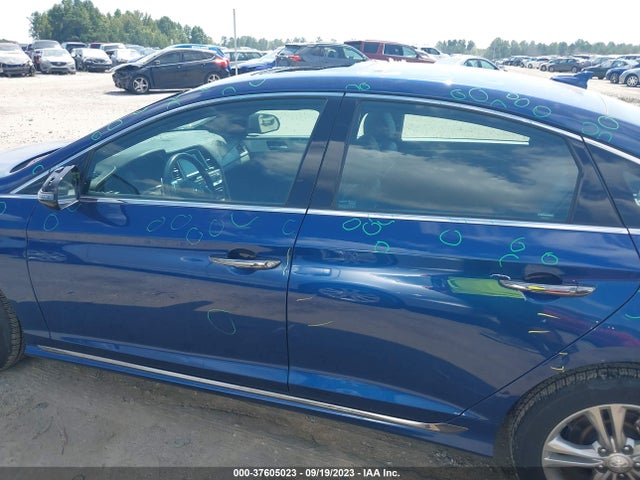 2019 HYUNDAI SONATA SPORT VIN: 5NPE34AF6KH770393
