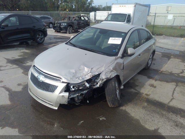 Chevrolet Cruze 1lt 2014 1G1PC5SB1E7487699 Image 6