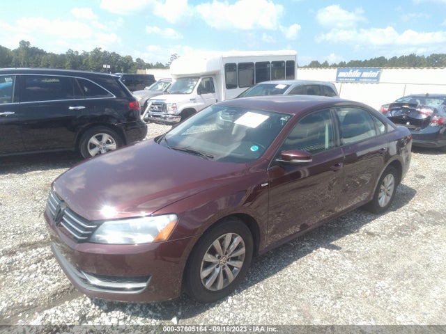 1VWAT7A34EC079995 Volkswagen Passat Wolfsburg Ed