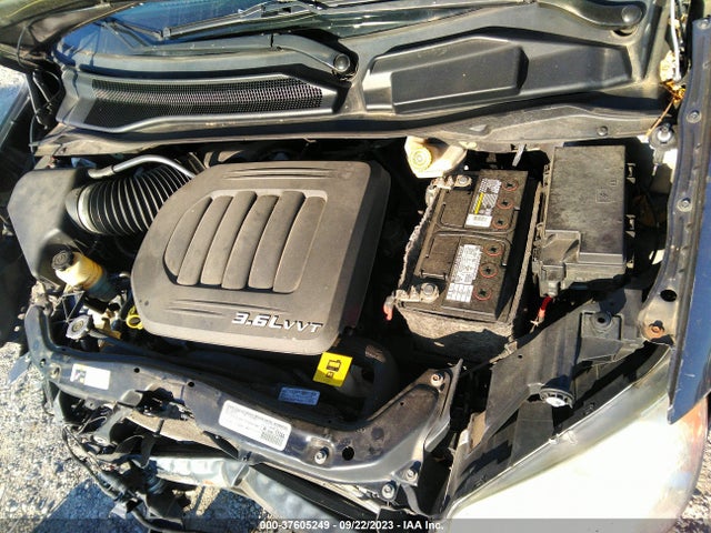 2C4RC1CG2FR522222 Chrysler Town & Country Touring-l
