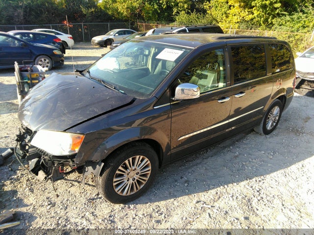 2C4RC1CG2FR522222 Chrysler Town & Country Touring-l
