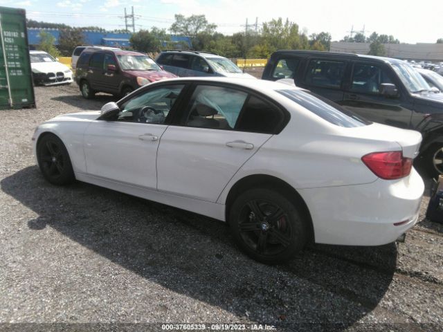 WBA3C3C53EF983657 BMW 3 Series 320i Xdrive
