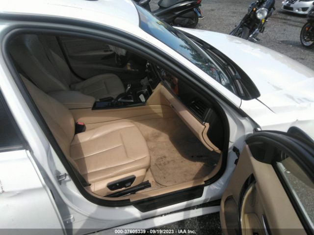 WBA3C3C53EF983657 BMW 3 Series 320i Xdrive