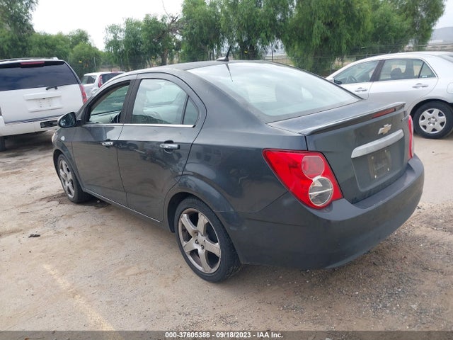 Chevrolet SONIC LTZ 2014 1G1JE5SG6E4126840 Image 3