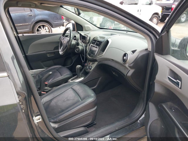 Chevrolet SONIC LTZ 2014 1G1JE5SG6E4126840 Image 5