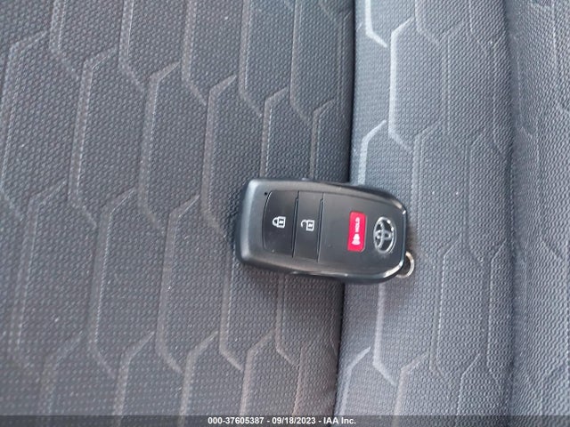 Toyota Corolla Hatchback Se 2023 JTND4MBE2P3214112 Image 3