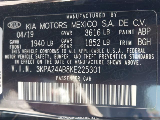 3KPA24AB8KE225301 KIA RIO S