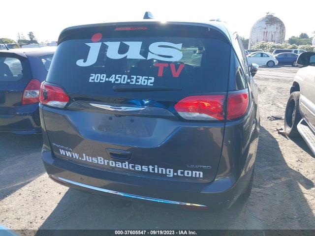 Chrysler Pacifica Limited 2018 2C4RC1GG0JR132528 Image 16