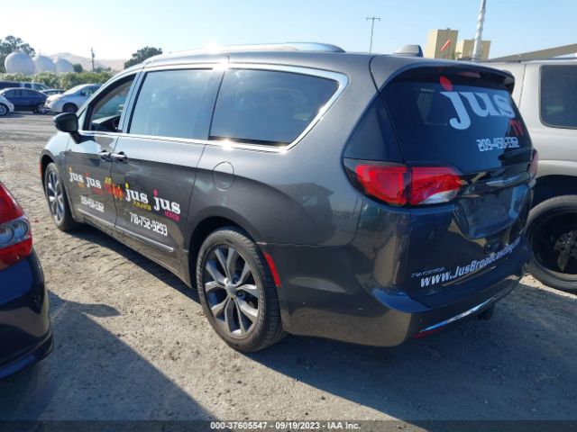 2018 CHRYSLER PACIFICA 2C4RC1GG0JR132528 Photo 2